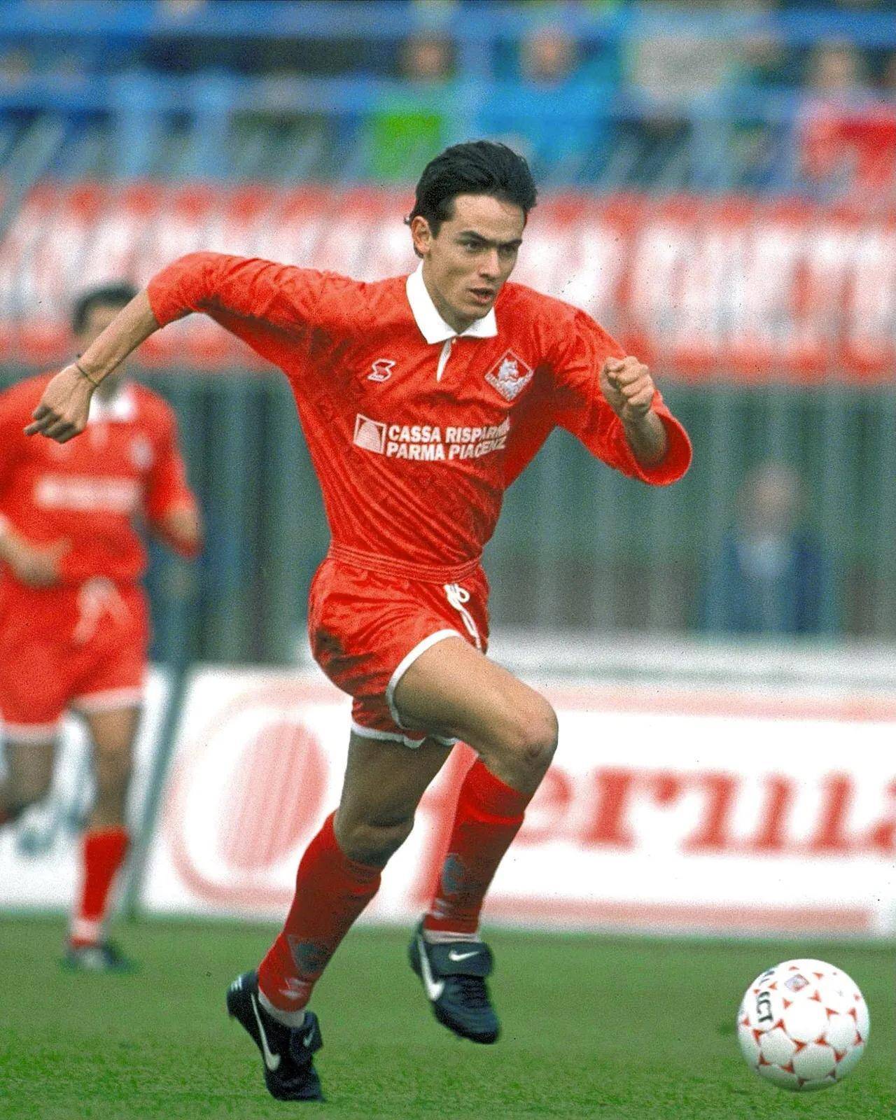 体育中超：亚历山德里尼破门 黄海1比1战平上港